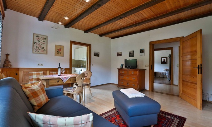 Ramsau Apartment | Apartment no. 1, 1-2 persons, 56 sqm, terrace, garden, bedroom