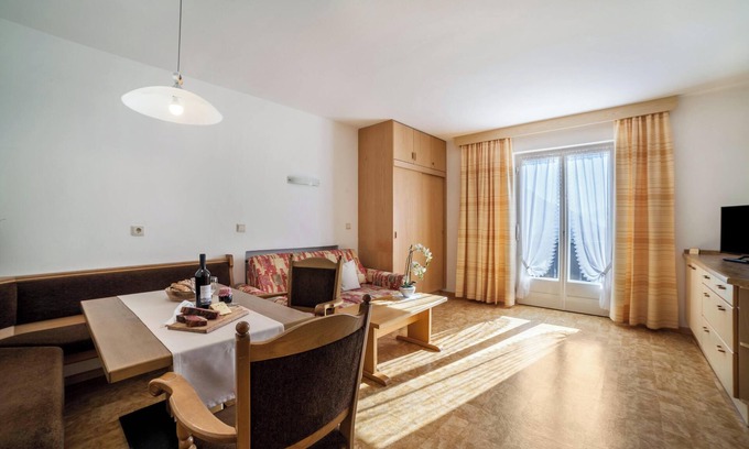 San Leonardo in Passiria Apartment | Apartment 'Residence Pichler 2' with Mountain View, Balcony & Wi-Fi