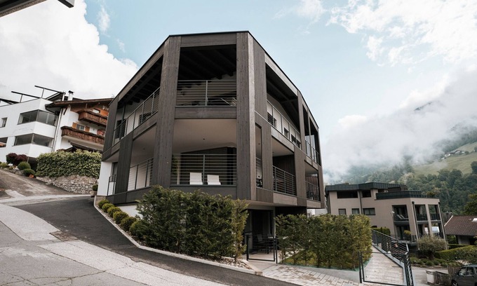 Saltusio Apartment | Apartment "Lodge Terrace Exclusive Two" with Mountain View & Wi-Fi