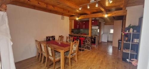 Lovinac Apartment | Apartman DANE