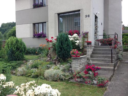 Radvanovice Apartment | Apartman Hruba Skala