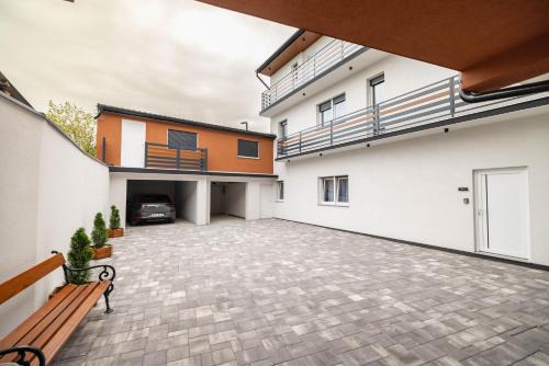 Nova Gradiska Apartment | Apartmani i sobe Kralj Zvonimir