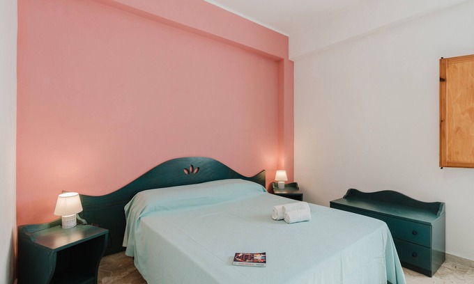 Castellammare del Golfo Apartment | Apartment 'Appartamento Standard 6' with Shared Pool, Wi-Fi and Air Conditioning