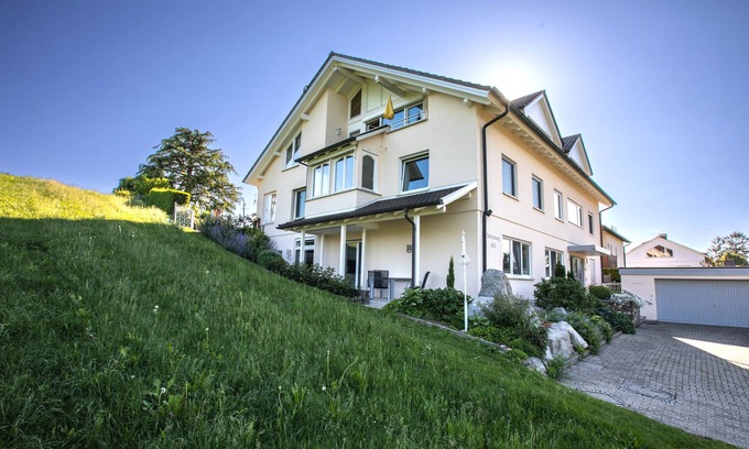 Kressbronn Apartment | Apartment 75 sqm quiet location in cul-de-sac with terrace