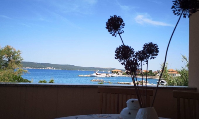 Nevidane Apartment | Apartments La Mer (98621-A1) - Nevidane - island Pasman