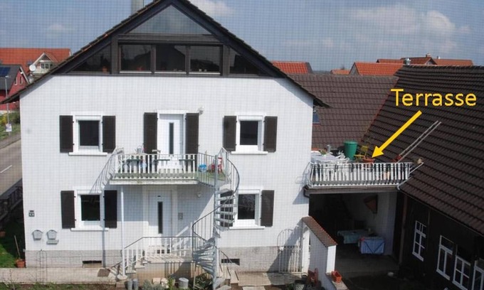 Kappel-Grafenhausen Apartment | Apartment 100sqm 4 rooms terrace 25sqm 1 garage and 1 parking space -
