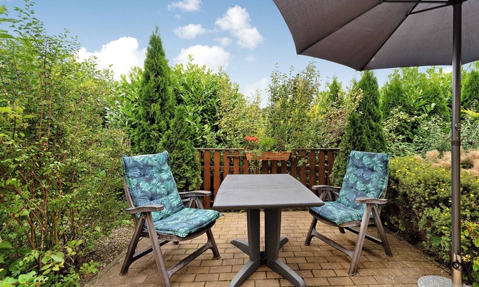 Vogelsang-Grunholz Apartment | Apartment "1" near the Baltic Sea with Terrace & Wi-Fi