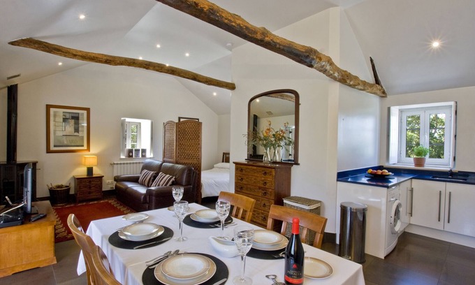 Penela Apartment | Apartment 1: Spacious, fully equipped, open plan living space