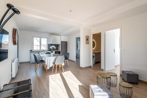 Montry Apartment | Apartment 2 bedroomed Lena Montry