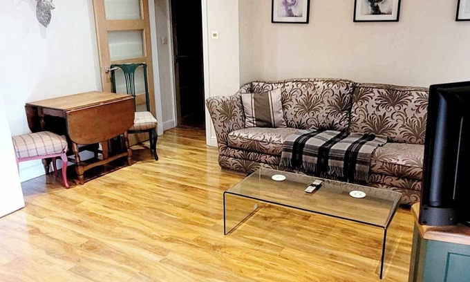 Darlington Apartment | Apartment 6 - Classy 1 bedroom ground luxury floor apartment in Darlington