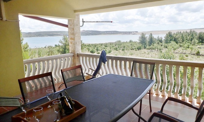 Seline Apartment | Apartment Adria- for 6 persons with sea view