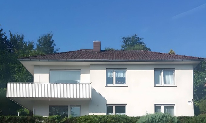 Melsungen Apartment | Apartment 'Am Schloßpark' with Private Terrace, Private Garden and Wi-Fi