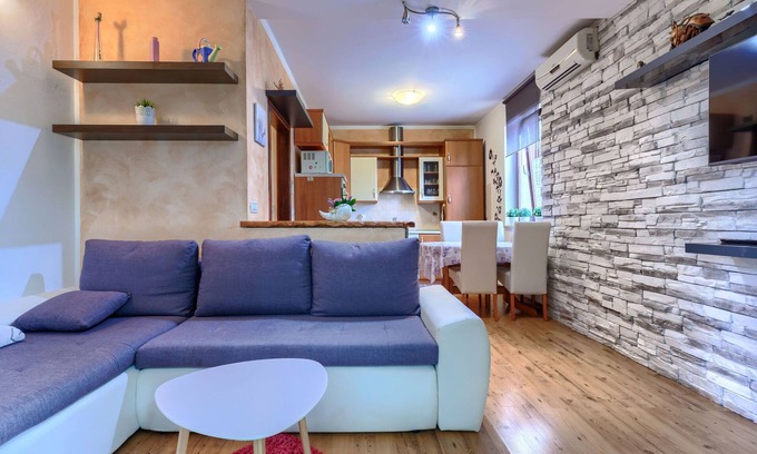 Karigador Apartment | Apartment Amaii by Interhome