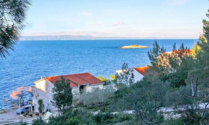 Prigradica Apartment | Apartment Antun by Interhome
