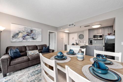 Florida Center Apartment | Apartment at The Enclave Resort - Near Universal