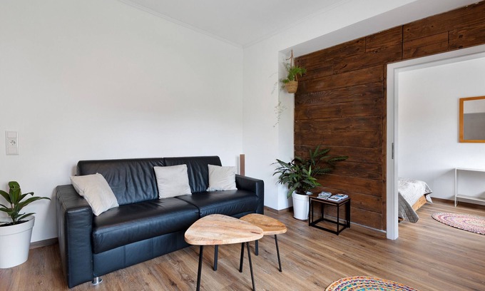 Hattingen Apartment | Apartment 'Aurelia' with Shared Terrace, Shared Garden and Wi-Fi