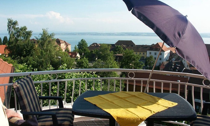 Meersburg Apartment | Apartment B with lake and mountain view
