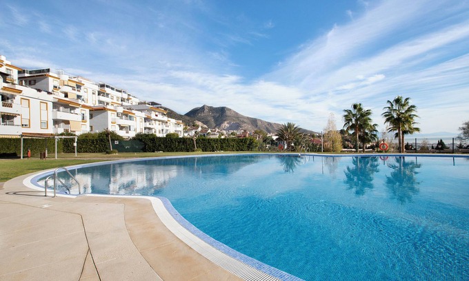 Benalmadena Apartment | Apartment 'Benalmarina' with Shared Pool, Wi-Fi and Air Conditioning