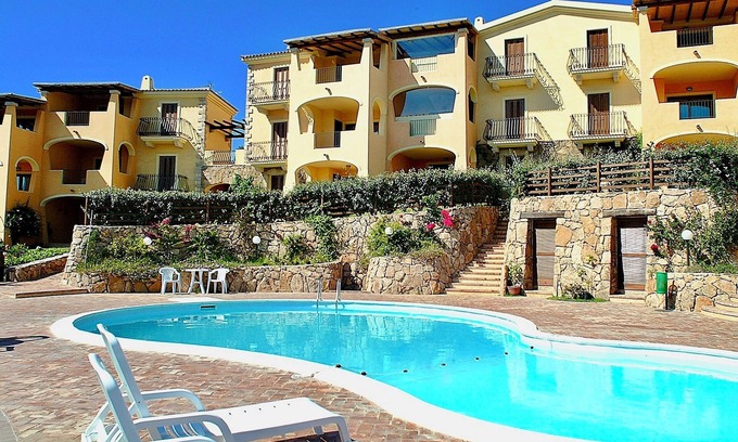 Pittulongu Apartment | Apartment “Bia de Bados B4” with Wi-Fi and Shared Pool