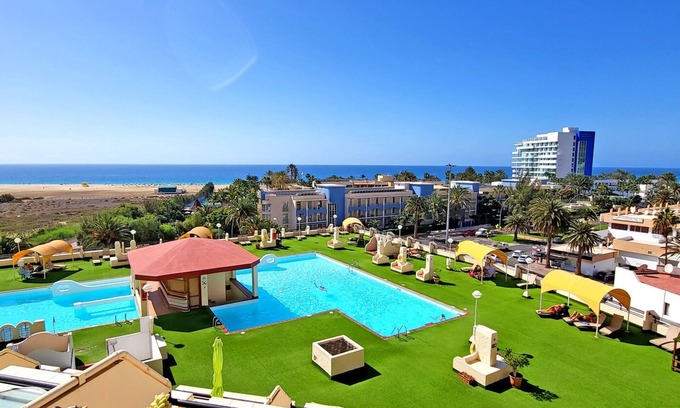 Morro Jable Apartment | Apartment BUENA VISTA (Palm Garden) Morro Jable, sea view, pool