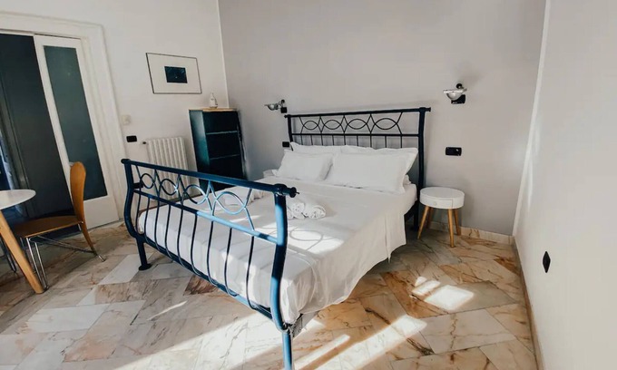 Cava de' Tirreni Apartment | Apartment 'Casa Savina' with Balcony and Wi-Fi