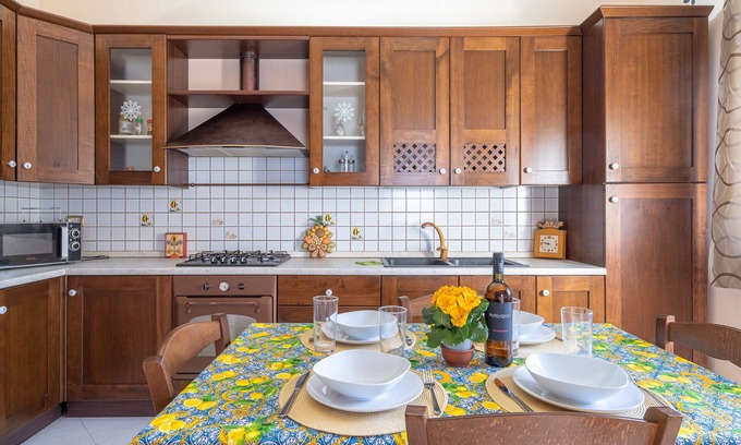 Punta Milocca Apartment | Apartment 'Casa Vivaldi Vista Mare' with Sea View, Wi-Fi and Air Conditioning