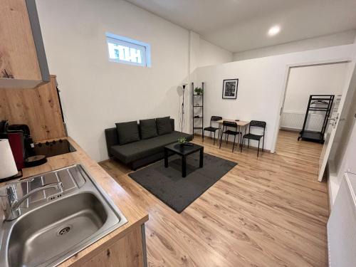 Dortmund Apartment | Apartment Central 10A 40qm Wi-Fi free Parking calm back house