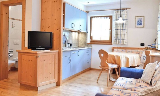 La Valle Apartment | Apartment "Ciasa Mirio Sass" with Mountain View, Wi-Fi & Garden