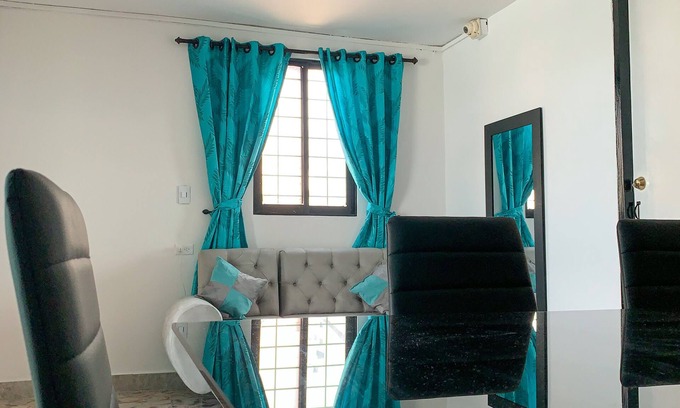 El Bosque Apartment | Apartment for 8 people, central