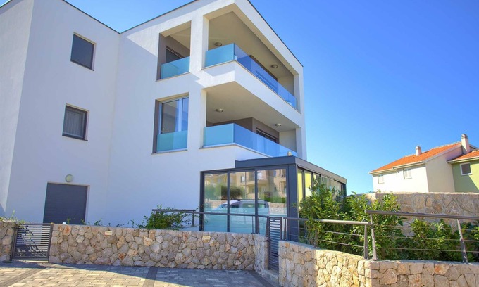 Zidarici Apartment | Apartment Crystal Aura 1
