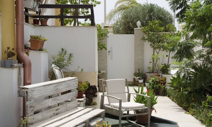 Fondo Morte Apartment | Apartment 'Dolce Vita Marzamemi' with Sea View, Shared Terrace and Air Conditioning