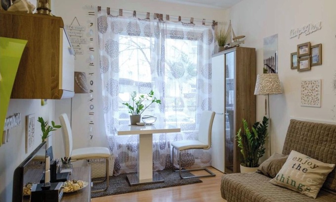 Landstrasse Condo | Apartment Embassy