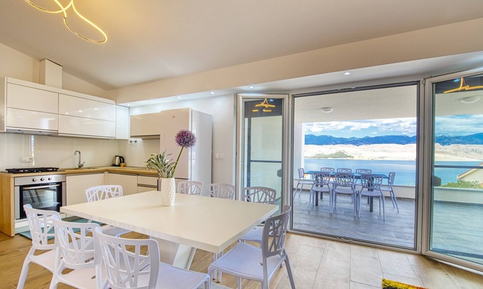 Kolan Villa | Apartment Emerald in Villa The Secret Diamond
