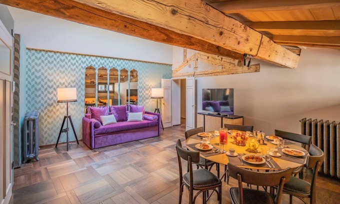 Castello Villa | Apartment Emilia - Three Bedroom Villa, Sleeps 6