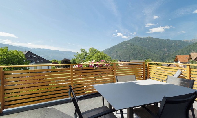 Rasa Apartment | Apartment 'Enzian' with Mountain View, Shared Garden and Wi-Fi