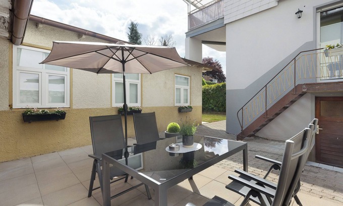 Arnsberg Apartment | Apartment 'Erdgechoss' with Private Terrace and Wi-Fi