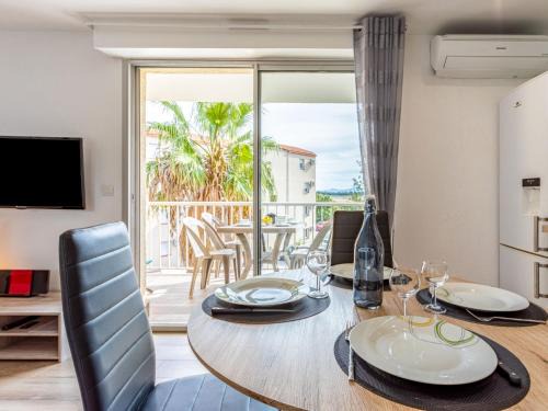 Les Hauts de Canet Apartment | Apartment Europa by Interhome