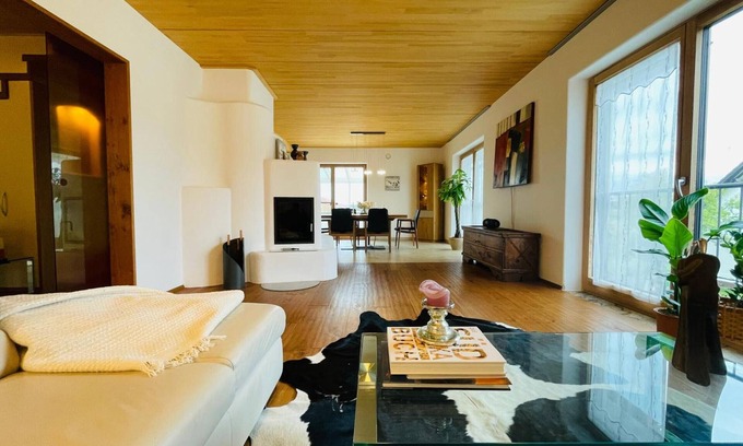 Penzing Apartment | Apartment 'Ferienwohnung Mit Herz Und Holz' with Balcony and Wi-Fi