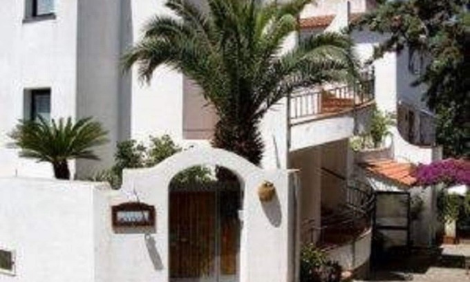 Ischia Porto Apartment | Apartment for 3 people in a residence in the center of Ischia Porto