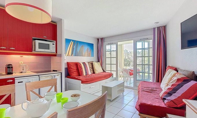 Moliets-et-Maa Apartment | Apartment for 4 people near golf course in residence with swimming pools.