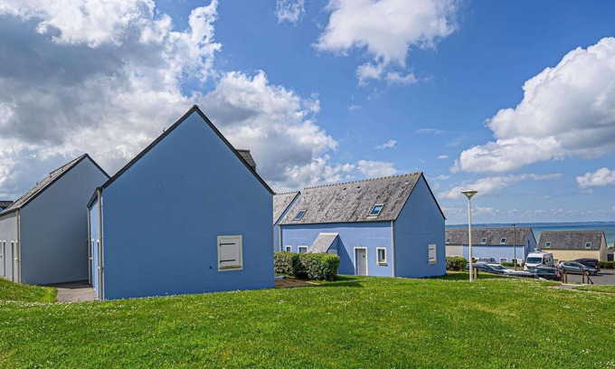 Saint-Nic House | Apartment in Brittany near Pentrez Beach