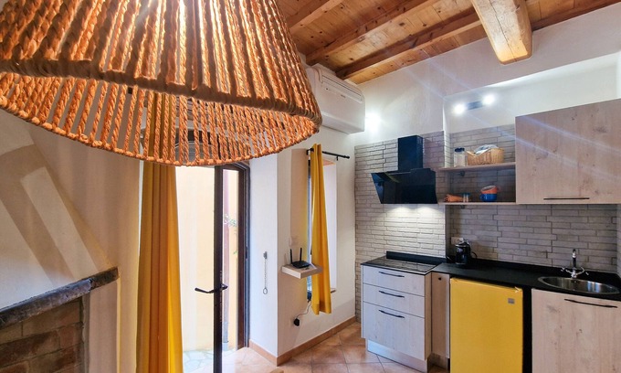 Rio nell'Elba Apartment | Apartment 'Gianni Rio Elba' with Wi-Fi and Air Conditioning