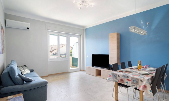 Sanremo Centre Apartment | Apartment 'Glamuor 1' with Private Terrace, Wi-Fi and Air Conditioning