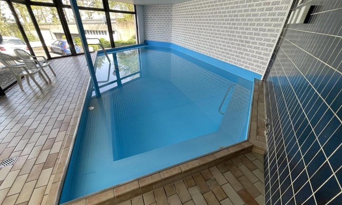 Herdecke Apartment | Apartment Herdecke mit Pool und Solarium