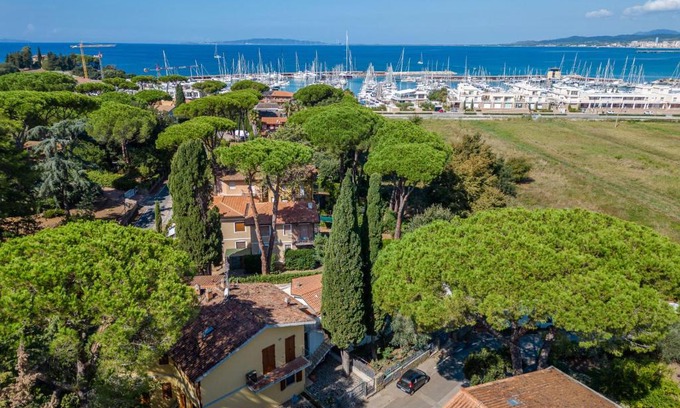 Puntone di Scarlino Apartment | Apartment Il Giglio by Interhome