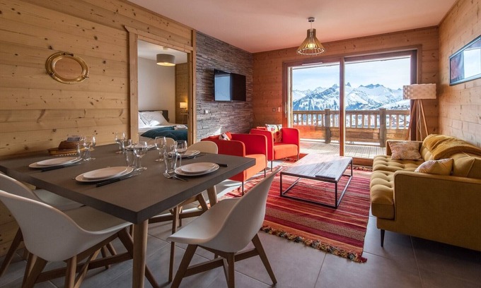 La Toussuire Apartment | Apartment in a new residence on the slopes - up to 6 guests