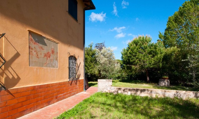 Giannella House | Apartment in an old Maremma farmhouse 250 meters from the Giannellal beach
