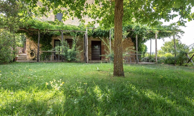 Simignano Cottage | Apartment in Chianti with pool ID 456