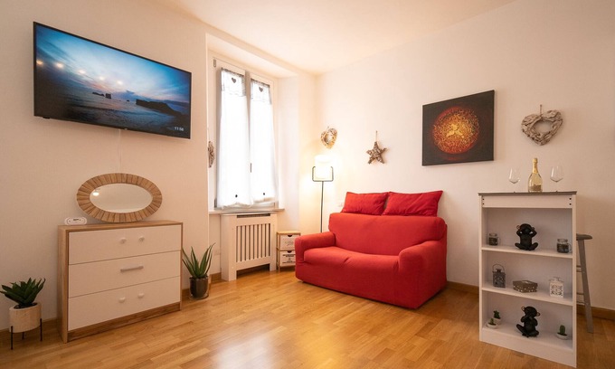 Como Apartment | Apartment in Como Lake, city center. Free garage, A/C and Wi-fi