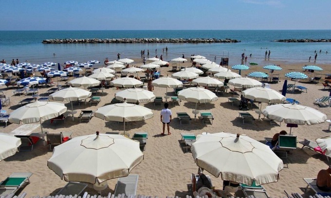 Cupra Marittima Apartment | Apartment in Cupra Marittima with Private Parking